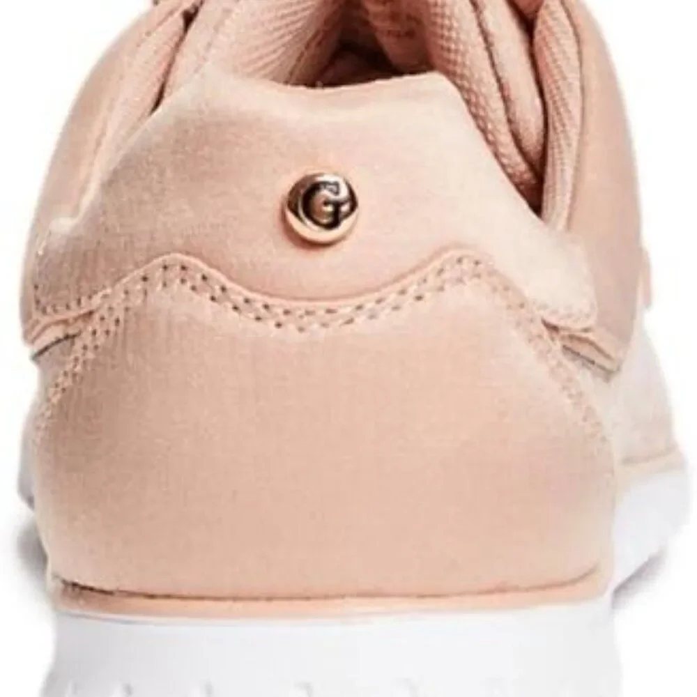 Guess Women Pink Gemma Low Top Logo Print Sneakers Metallic Accents Size 7.5 EUC